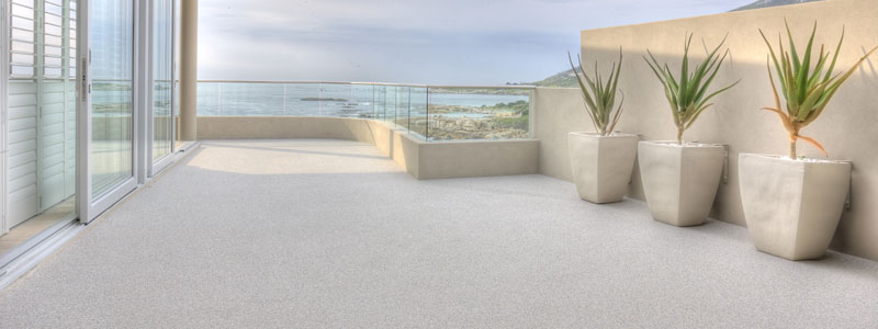 Aussenbereich Terrasse Steinteppich Sommerurlaub 1