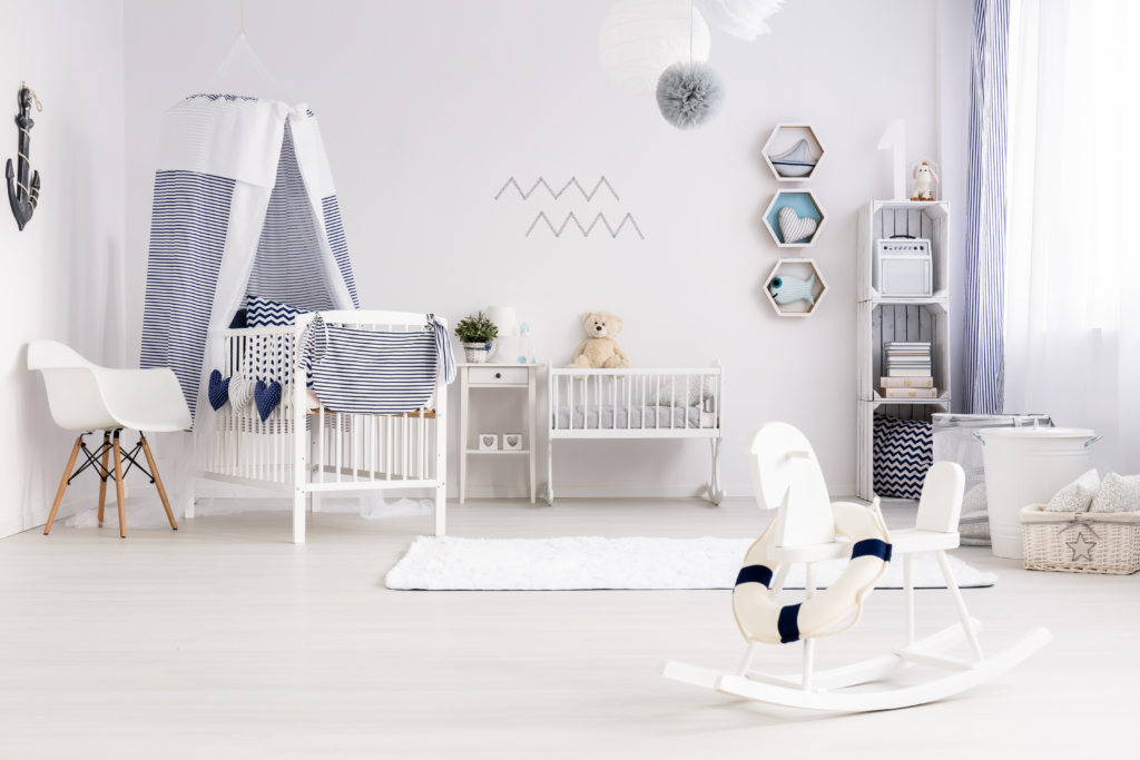 Kinderzimmer mit glattem fugenlosen Bodenbelag